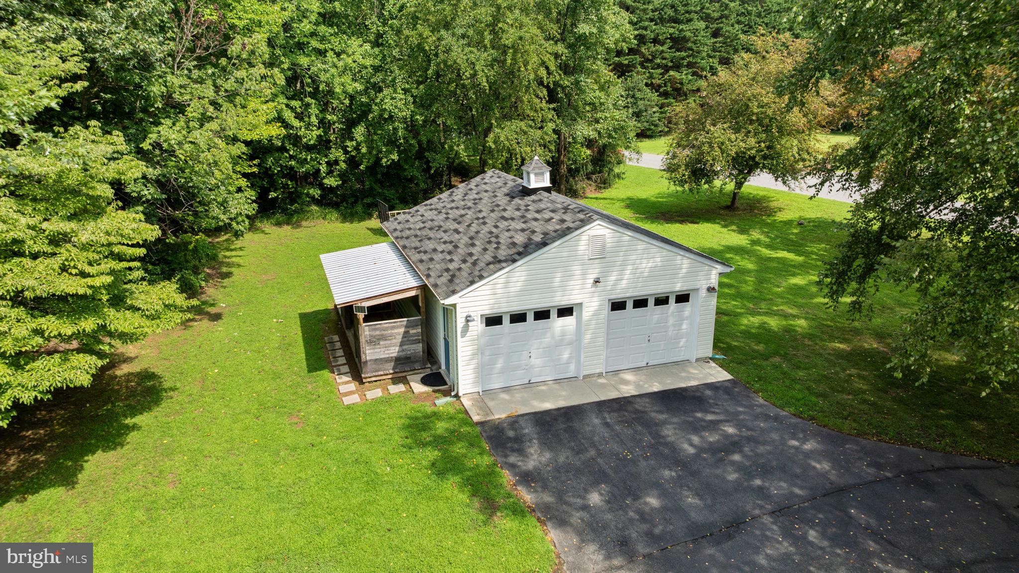 5401 COVE VIEW DRIVE