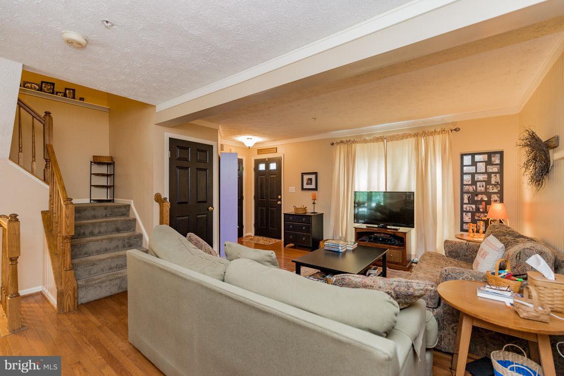 FOX CHASE - Residential