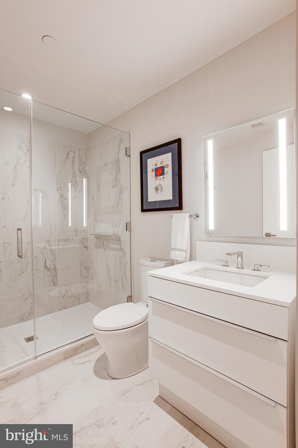 AVENUE OF THE ARTS - Residential