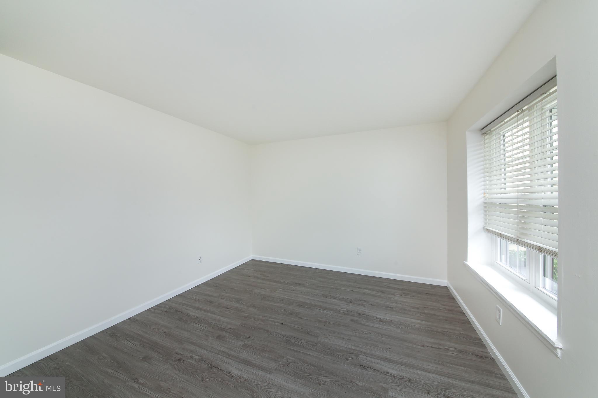 301 MCKEAN COURT