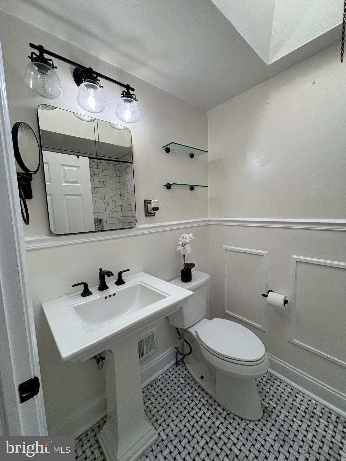 AMBLER - Residential Lease