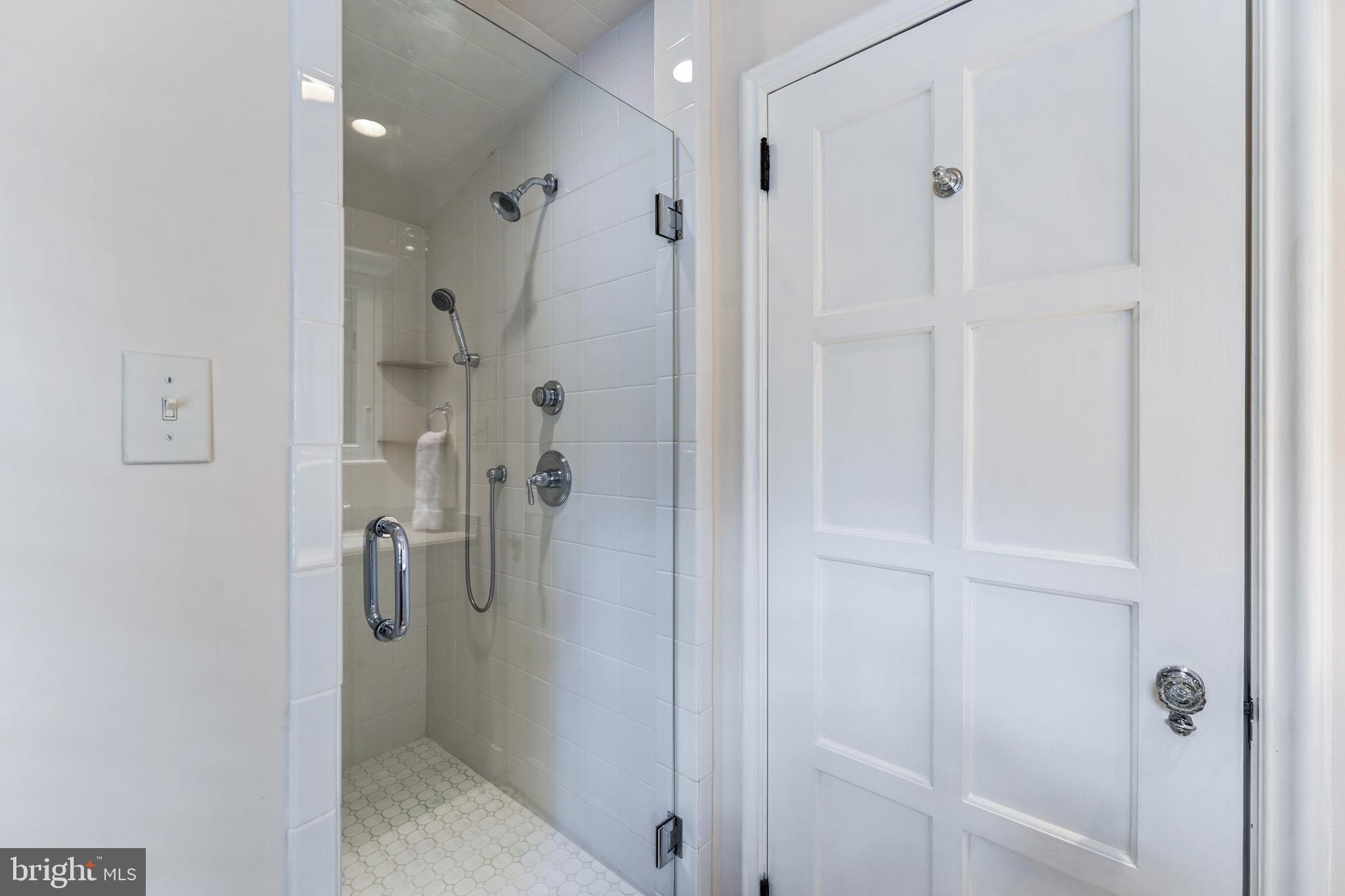 BOWLING GREEN - Residential