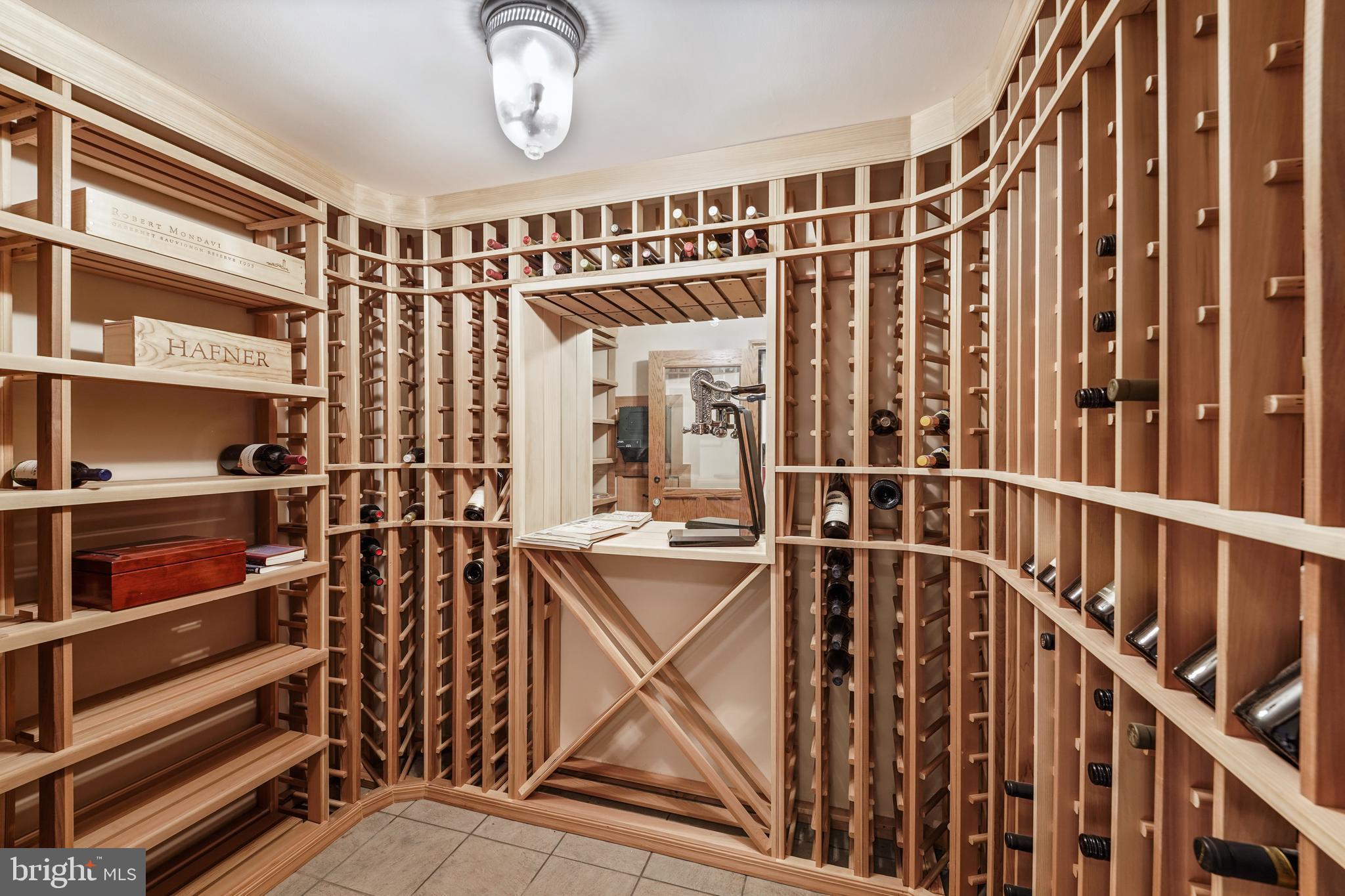 BOWLING GREEN - Residential