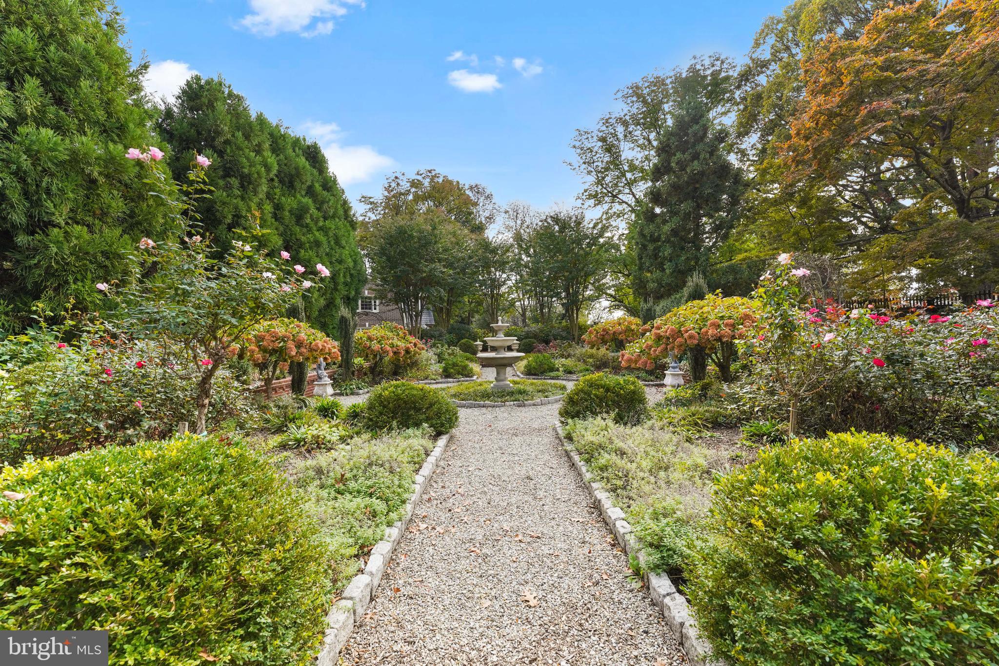 BOWLING GREEN - Residential