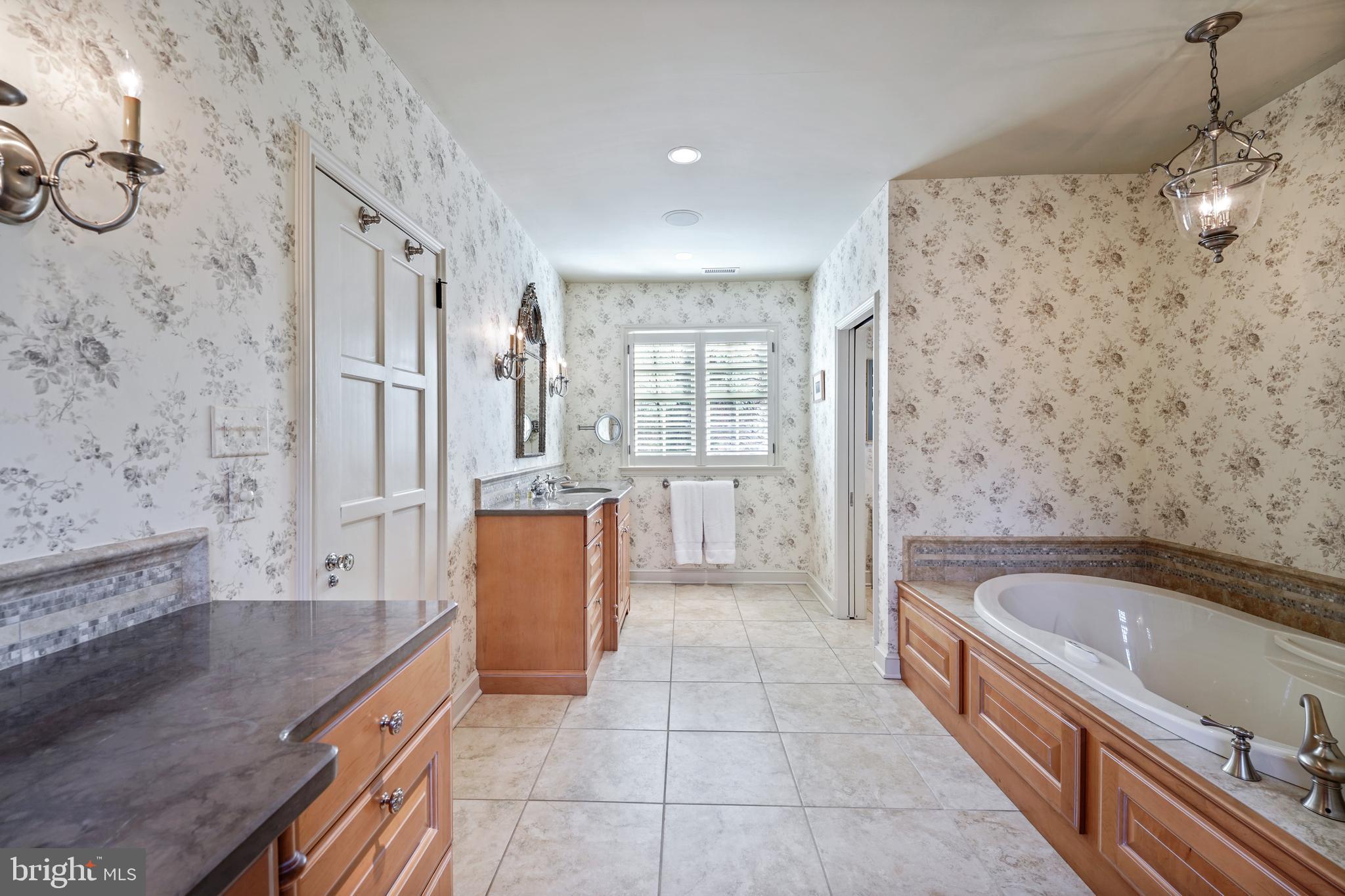 BOWLING GREEN - Residential