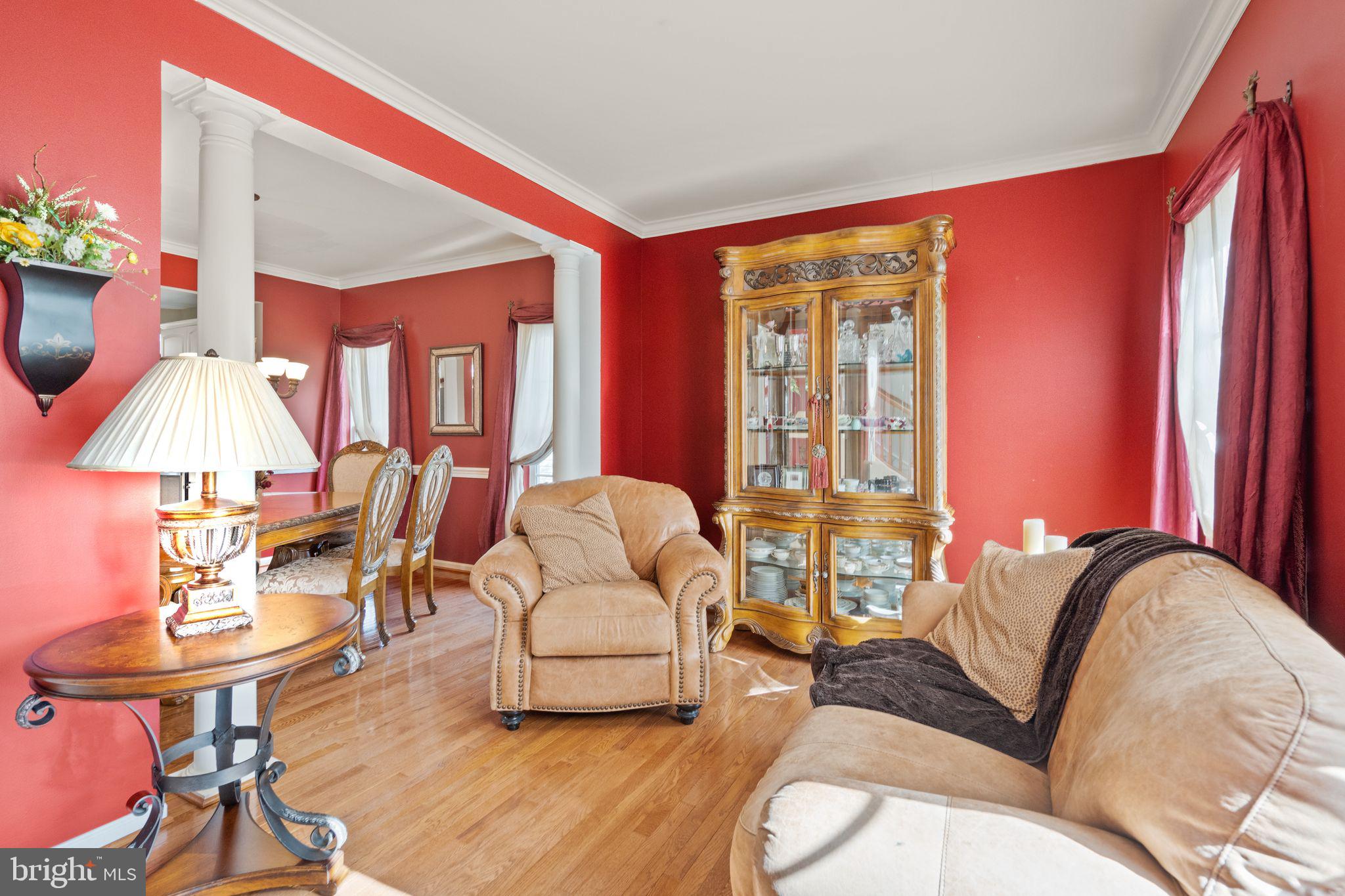 VIRGINIA OAKS - Residential