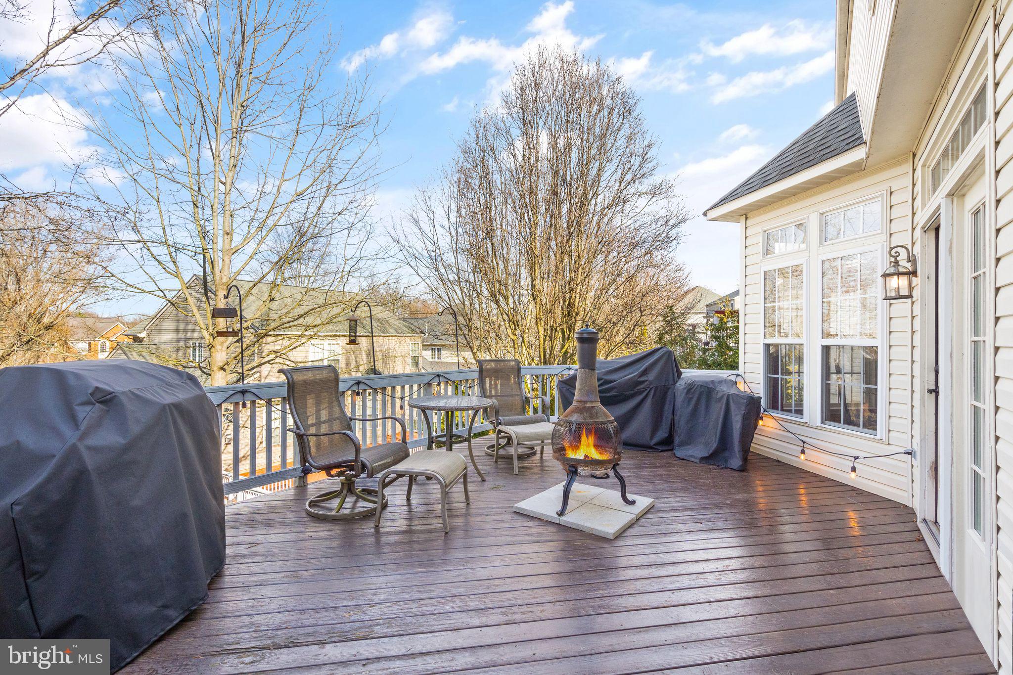 VIRGINIA OAKS - Residential