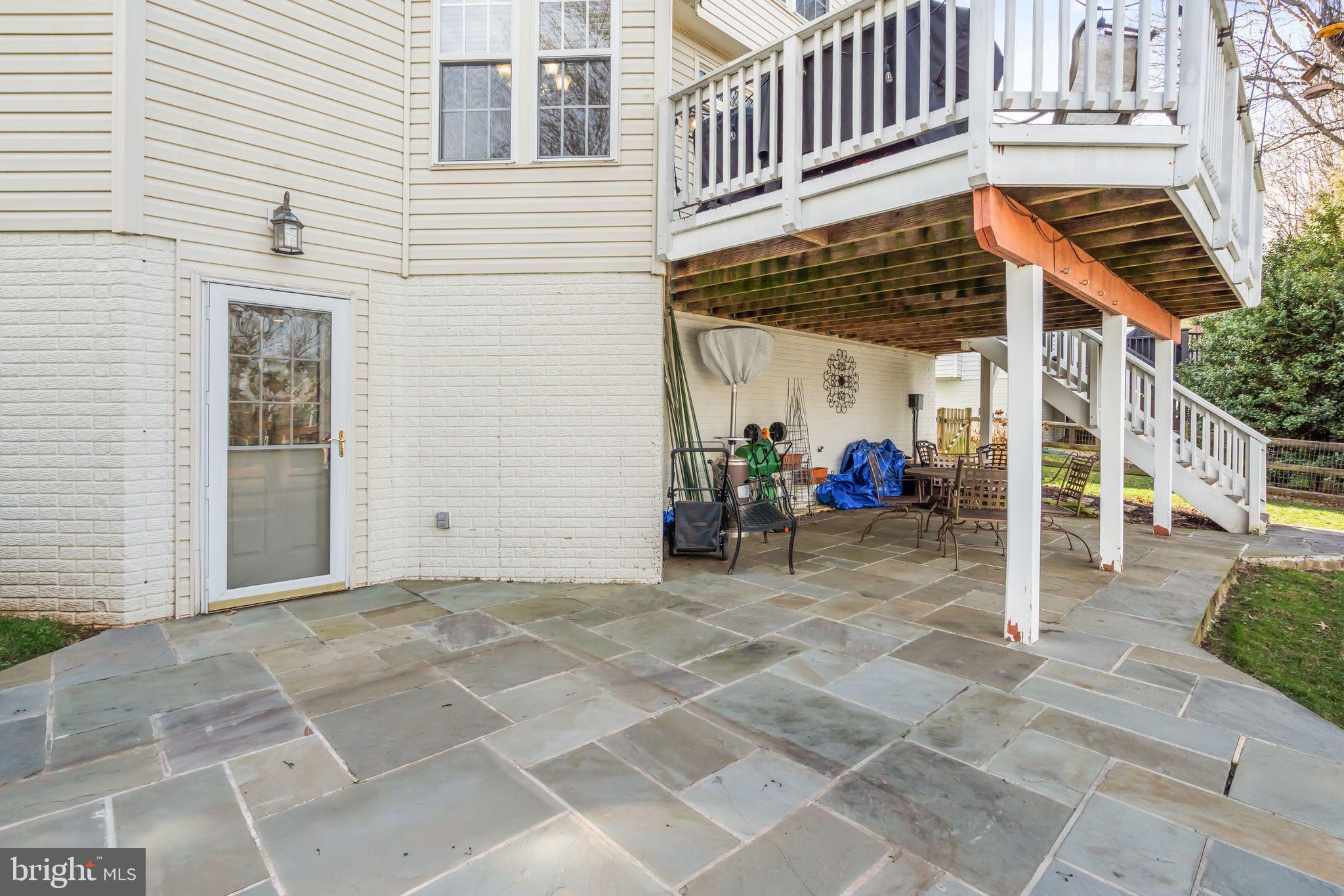 VIRGINIA OAKS - Residential