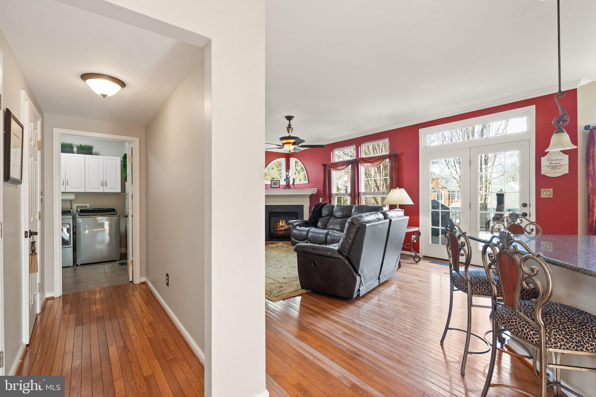 VIRGINIA OAKS - Residential