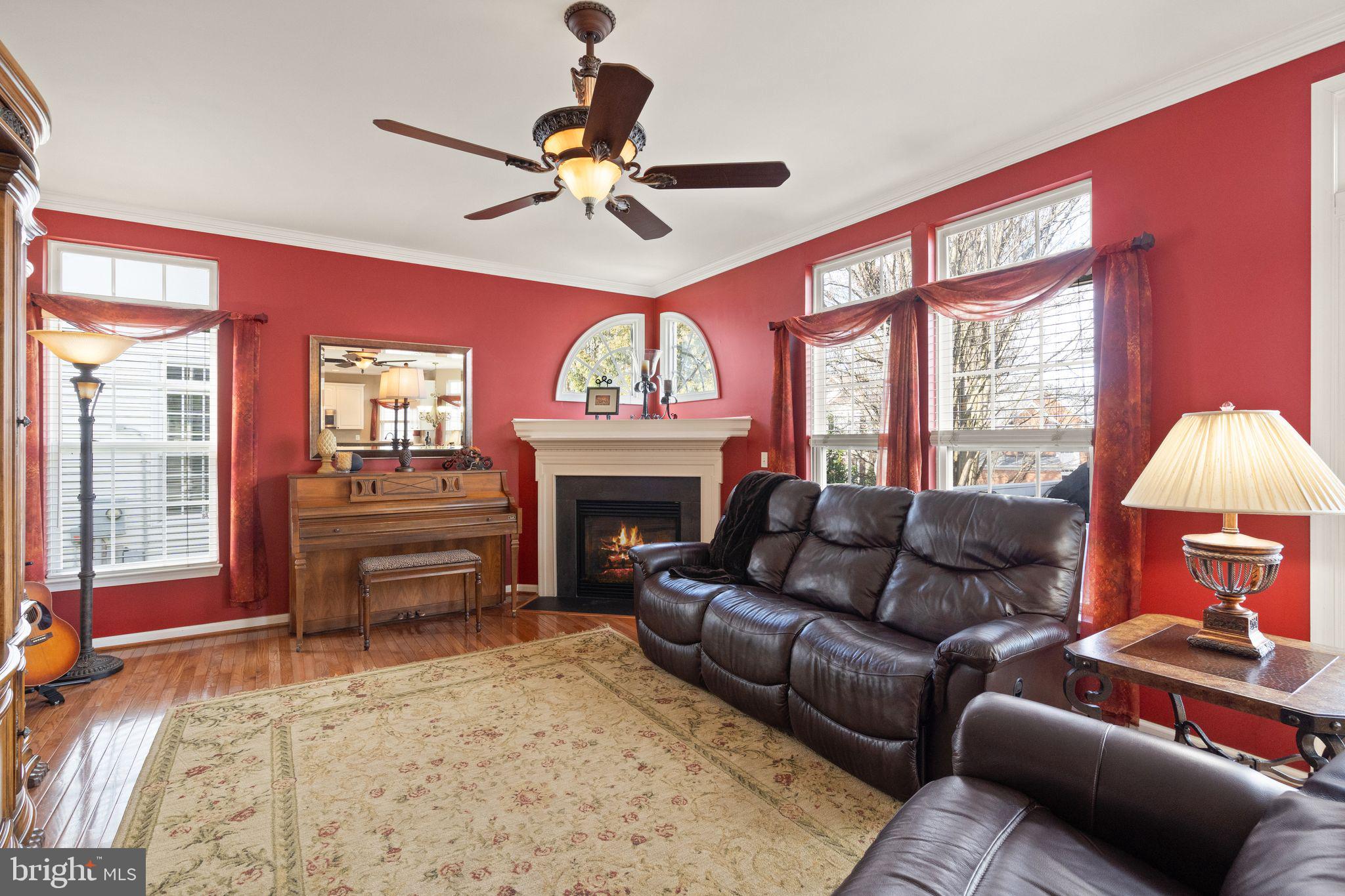 VIRGINIA OAKS - Residential