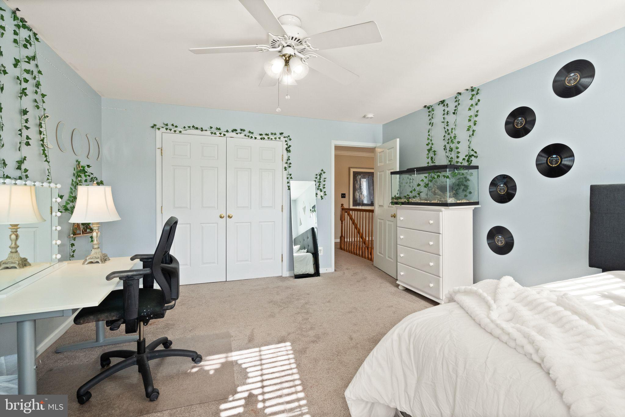 VIRGINIA OAKS - Residential