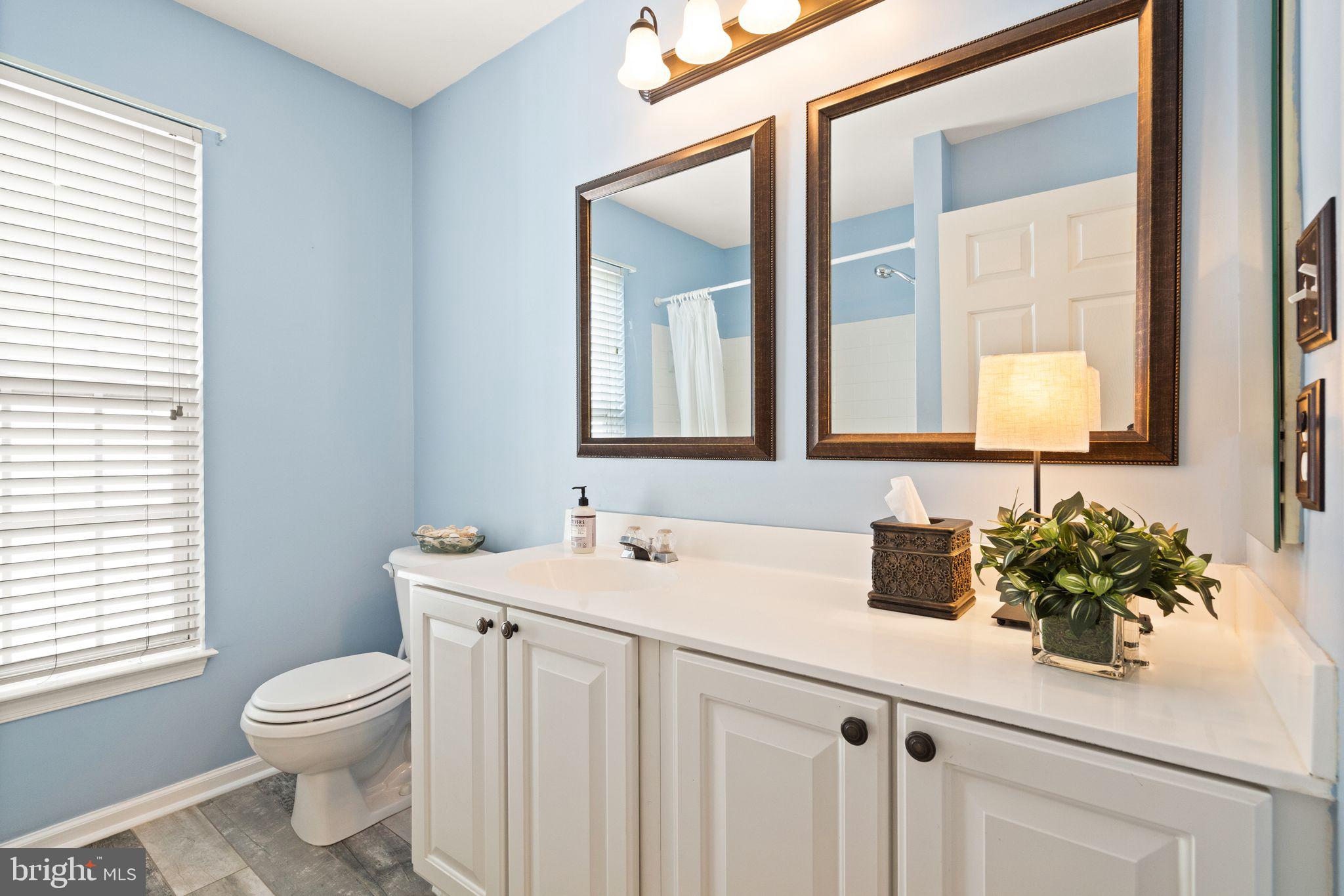 VIRGINIA OAKS - Residential