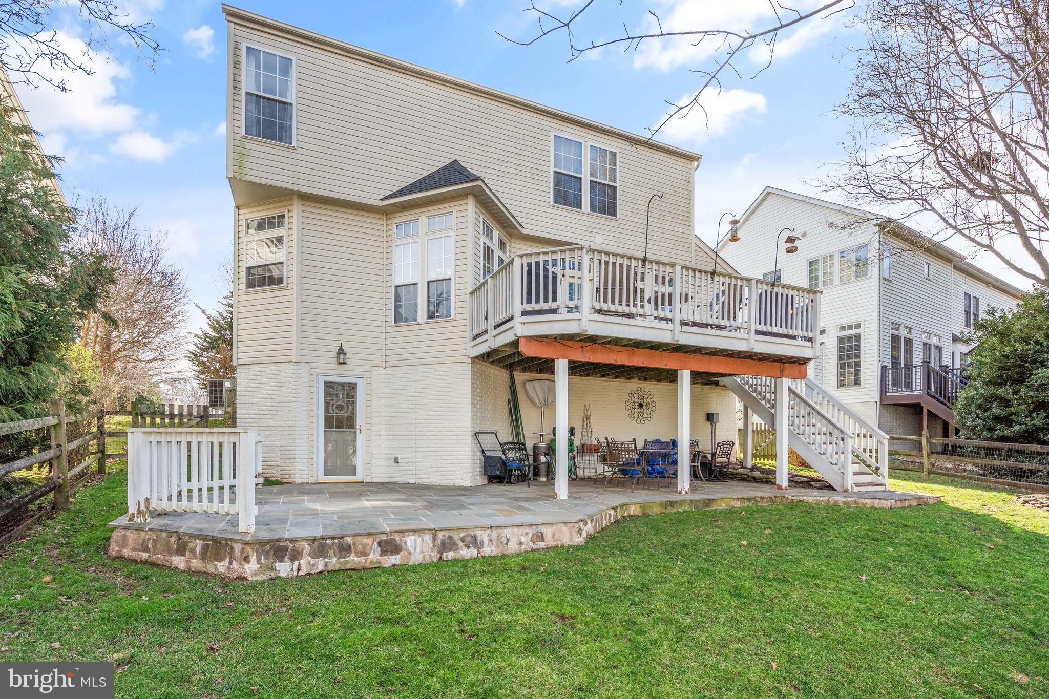 VIRGINIA OAKS - Residential