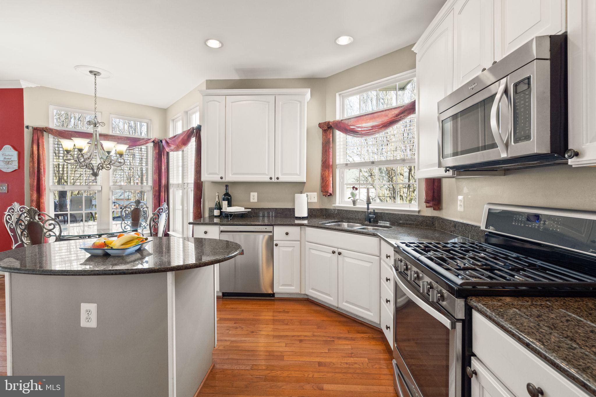 VIRGINIA OAKS - Residential