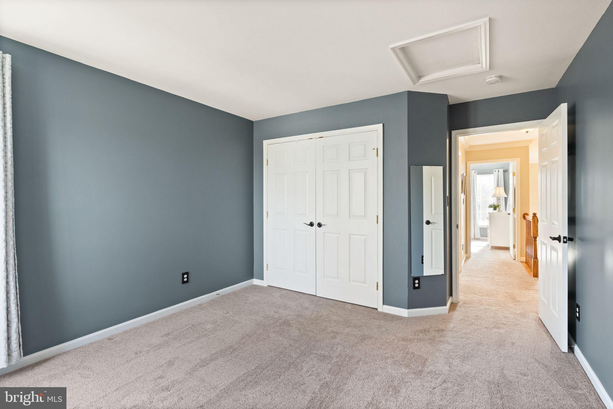 VIRGINIA OAKS - Residential