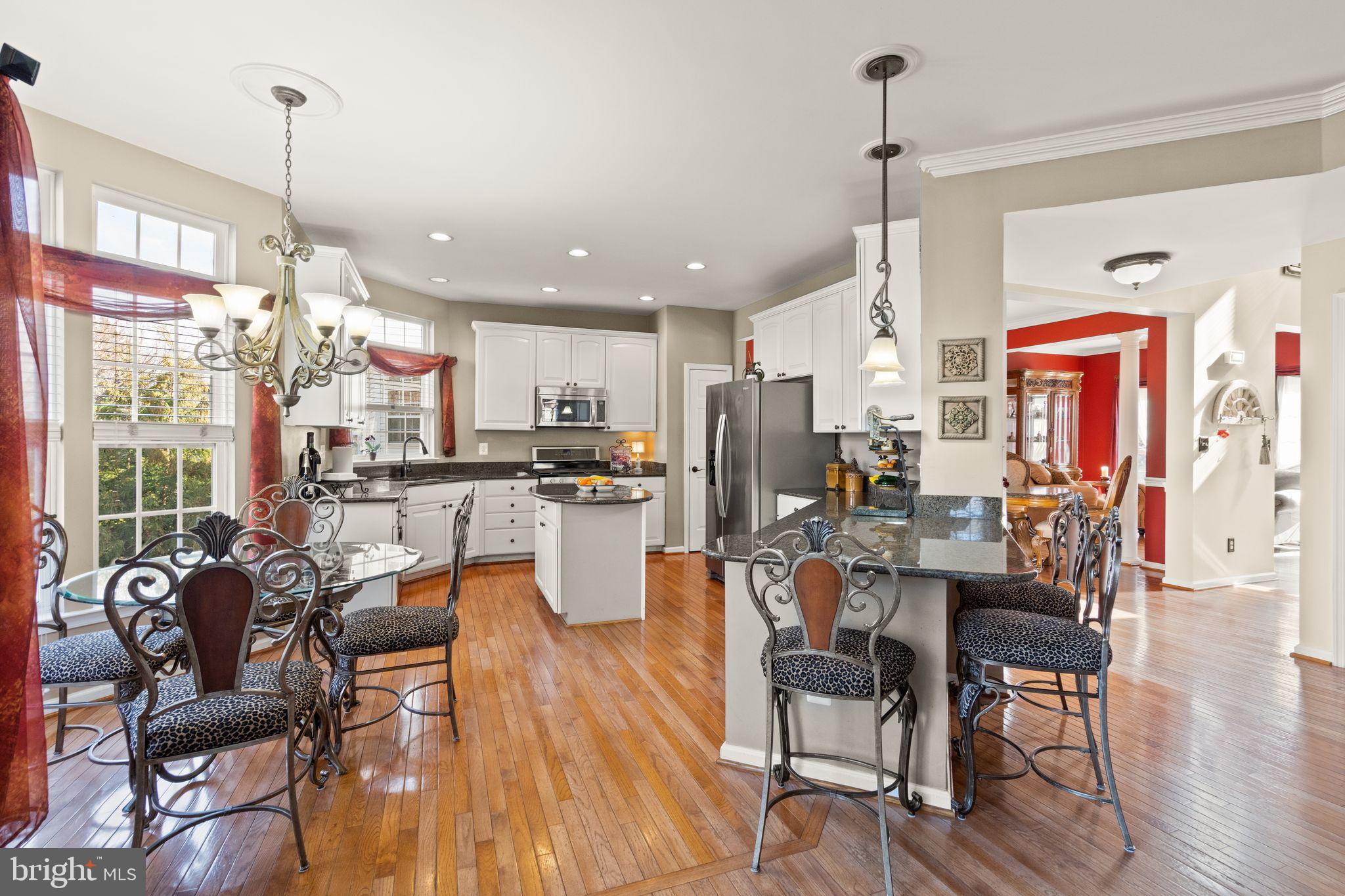 VIRGINIA OAKS - Residential