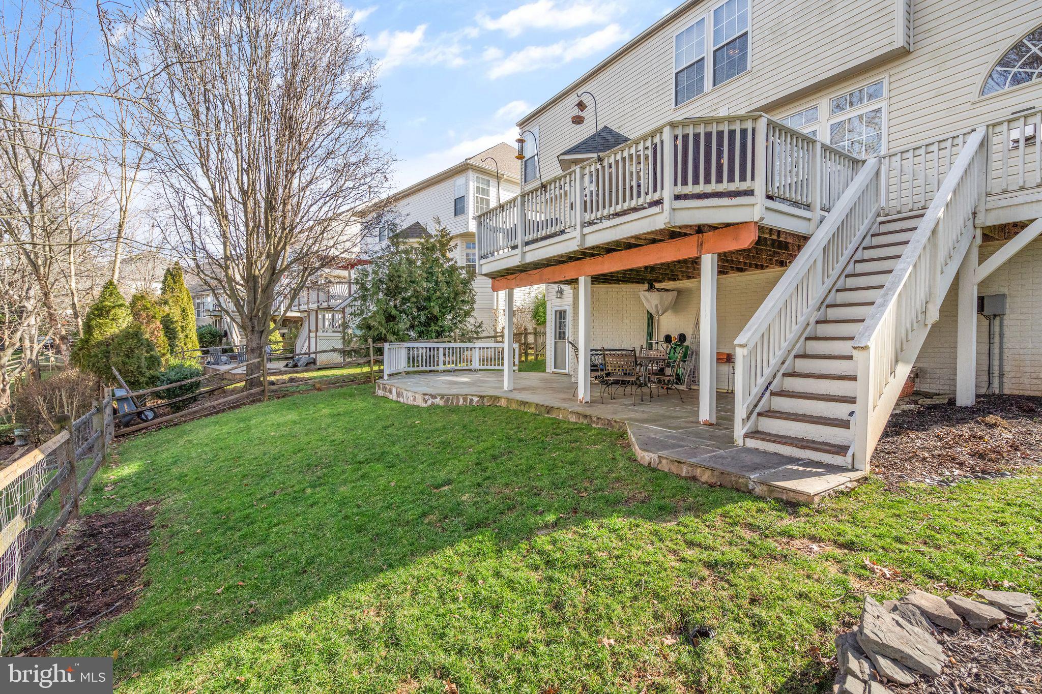 VIRGINIA OAKS - Residential