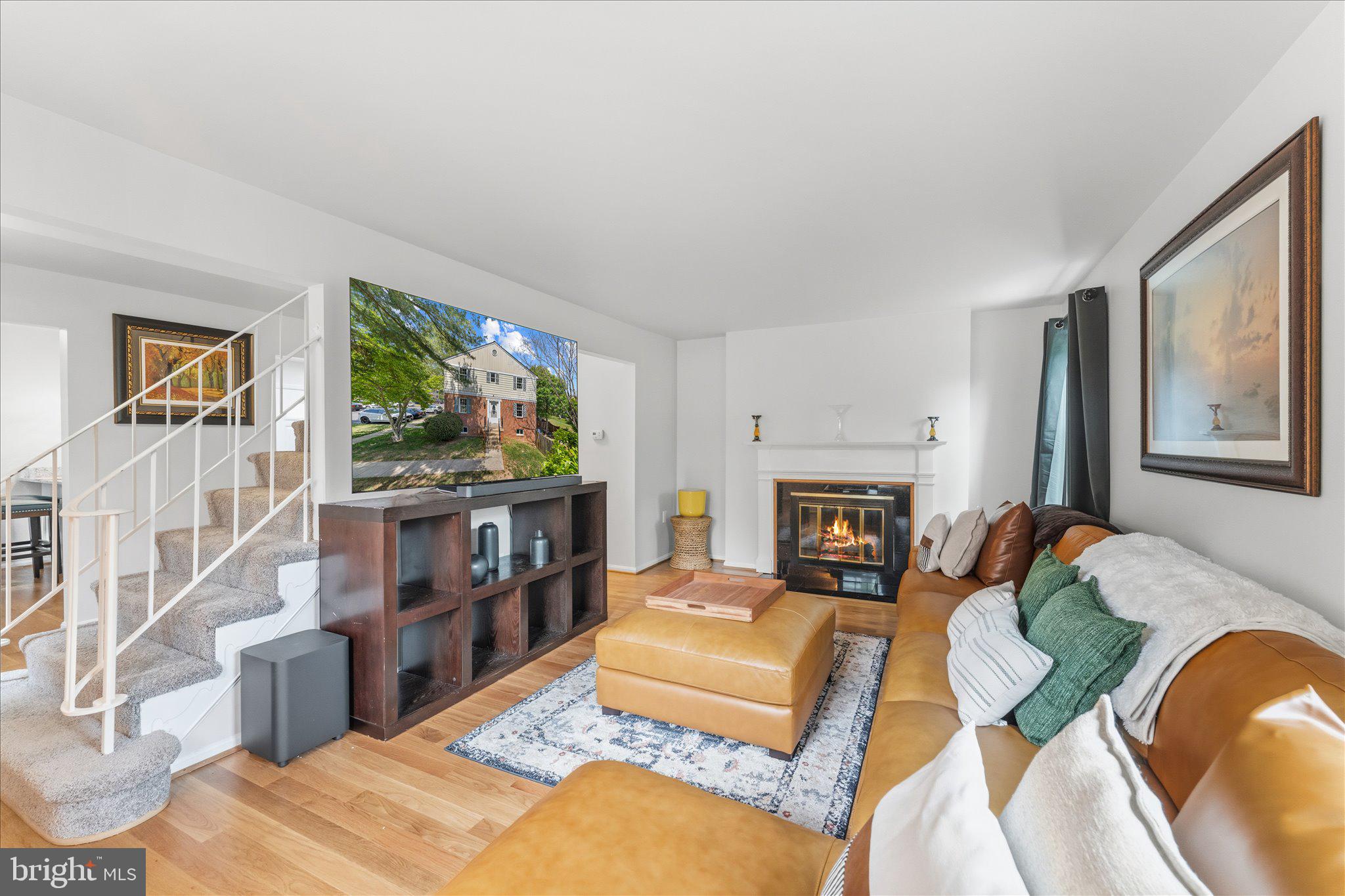 HERITAGE SQUARE - Residential