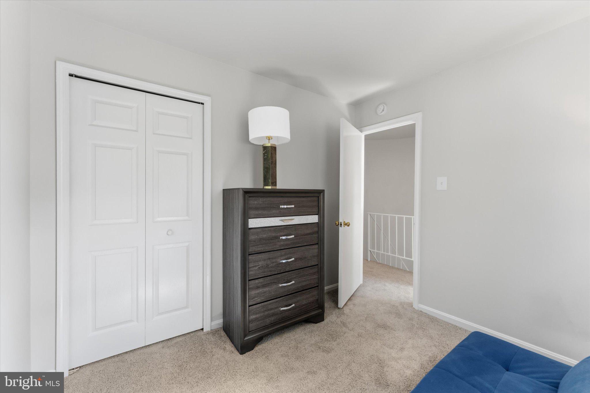 HERITAGE SQUARE - Residential