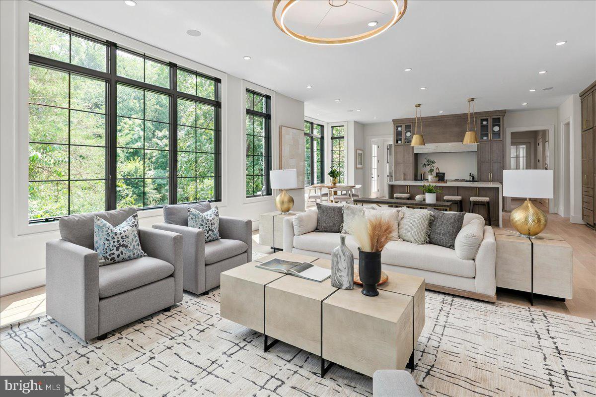 BROYHILL LANGLEY ESTATES - Residential