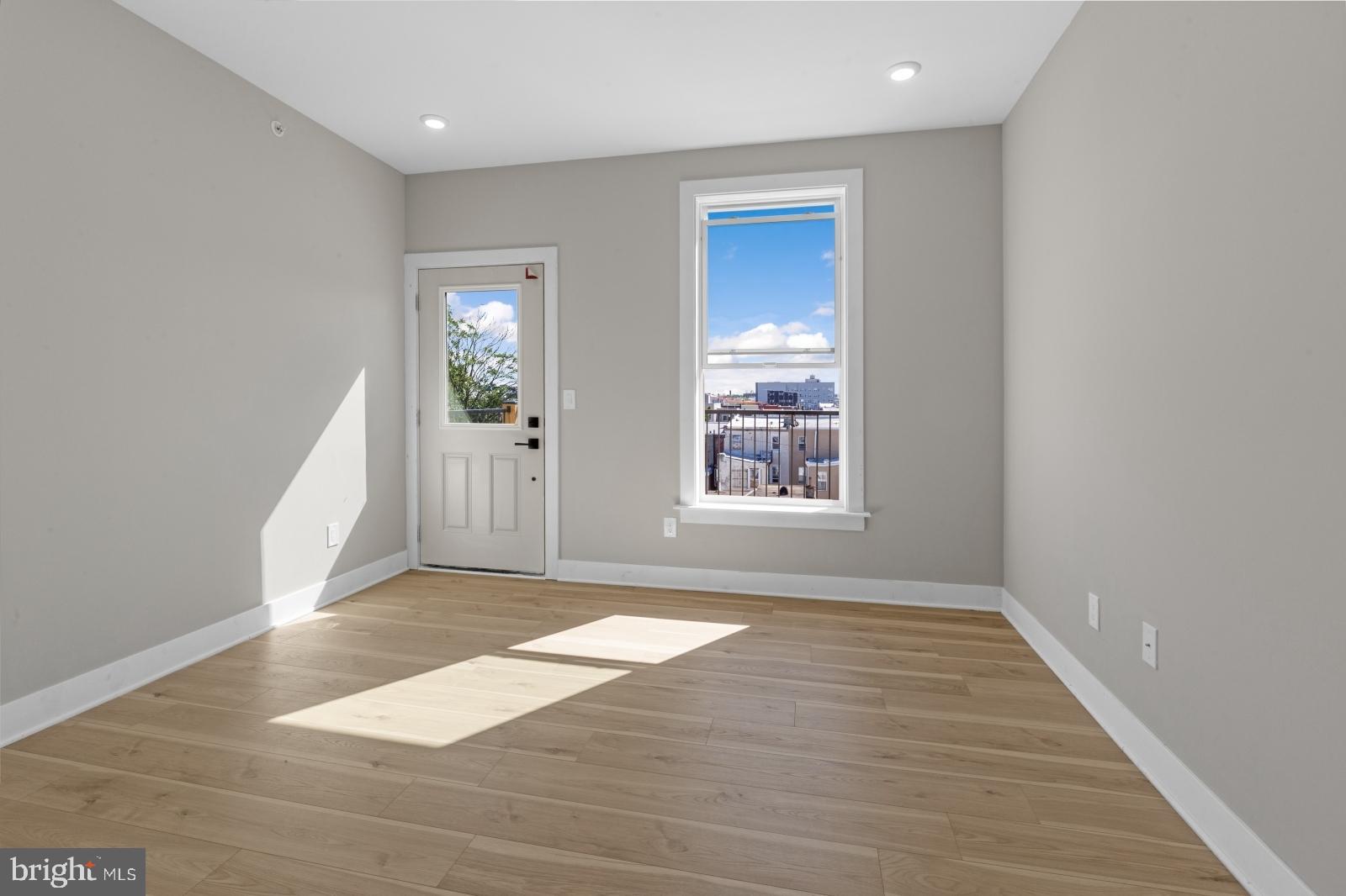 OLDE KENSINGTON - Residential Lease