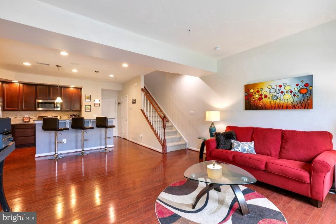 MORLEY CORNER - Residential Lease