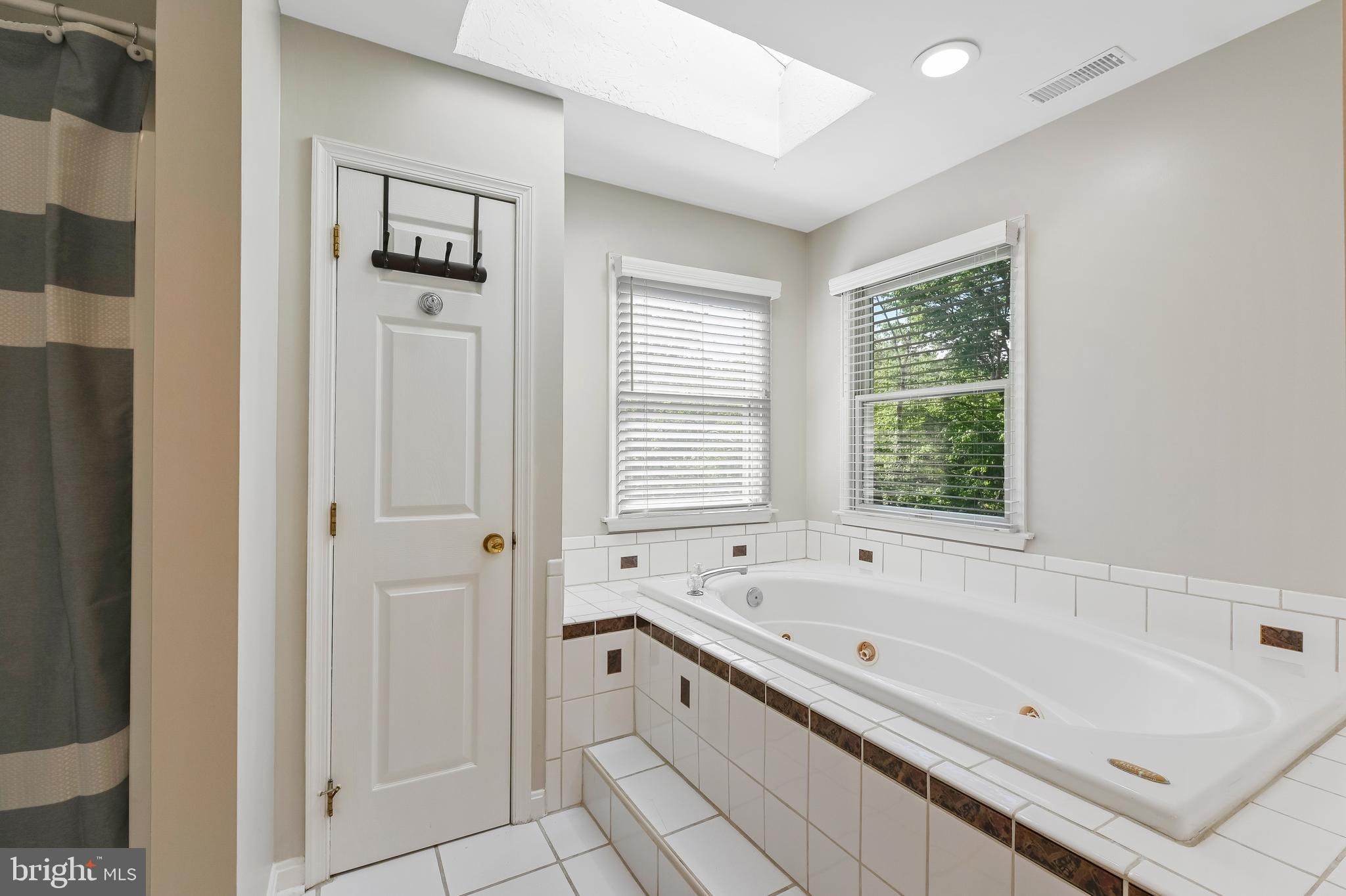 BEVERLEY BEACH - Residential