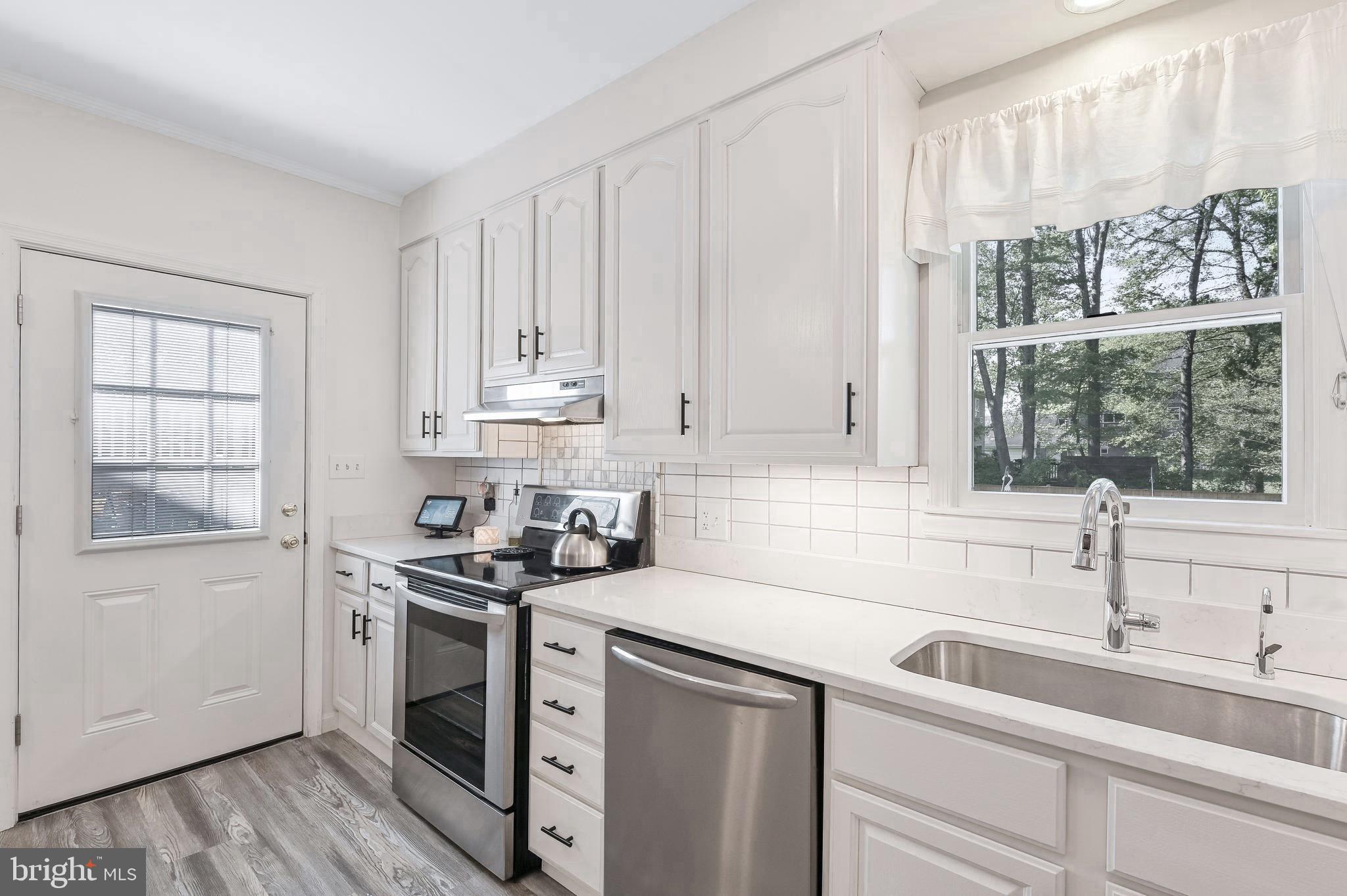 BEVERLEY BEACH - Residential