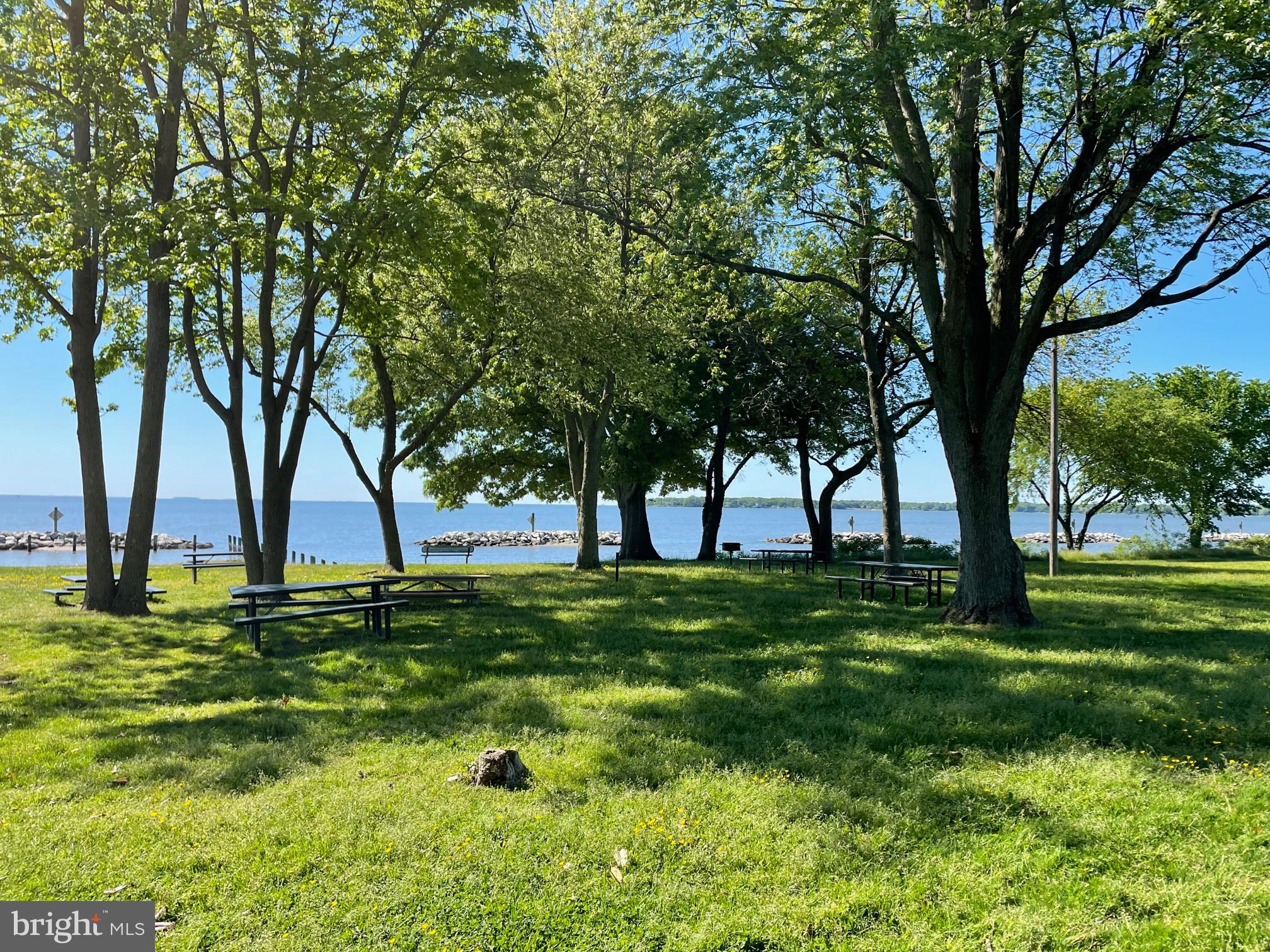 BEVERLEY BEACH - Residential