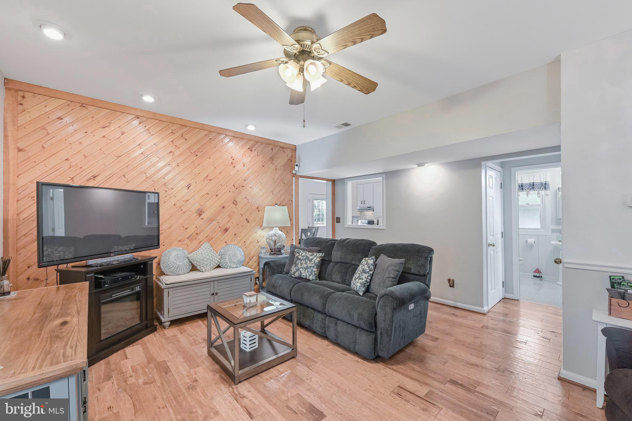 BEVERLEY BEACH - Residential