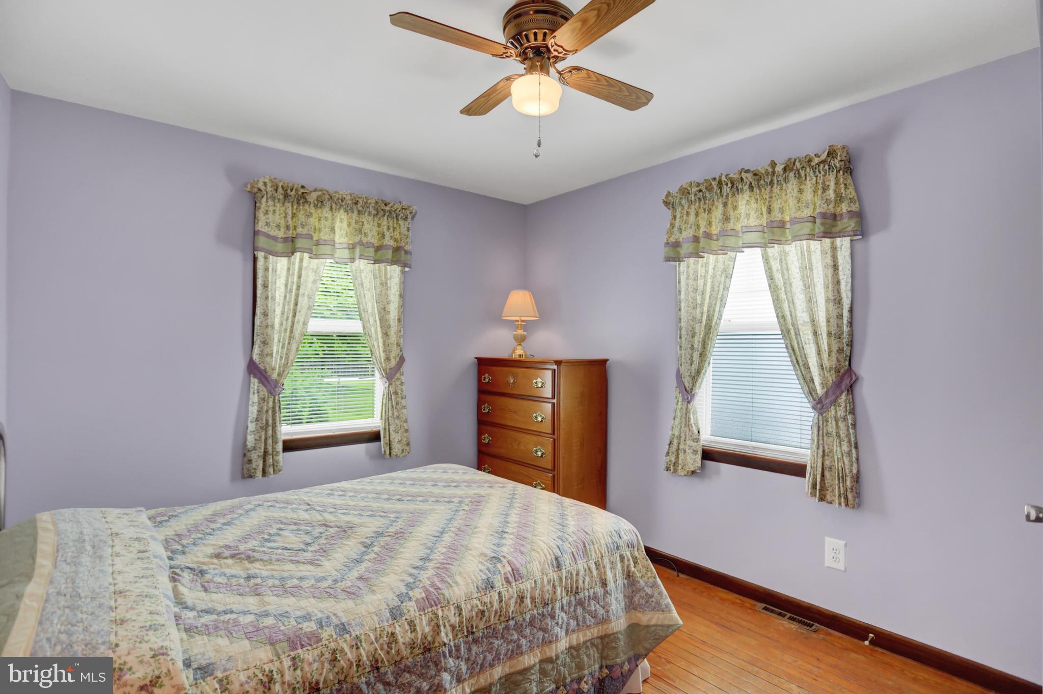 GRAY MANOR - Residential