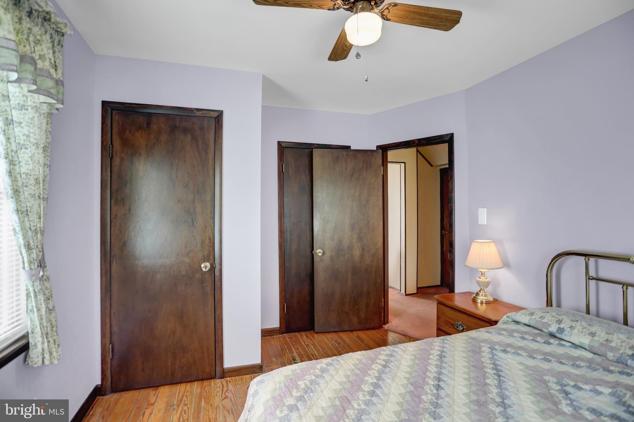 GRAY MANOR - Residential