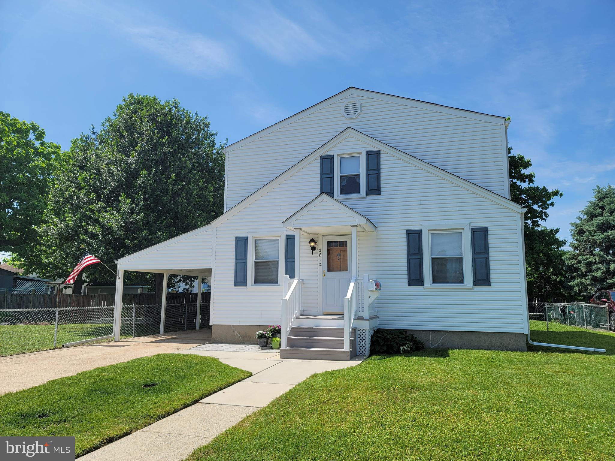 GRAY MANOR - Residential