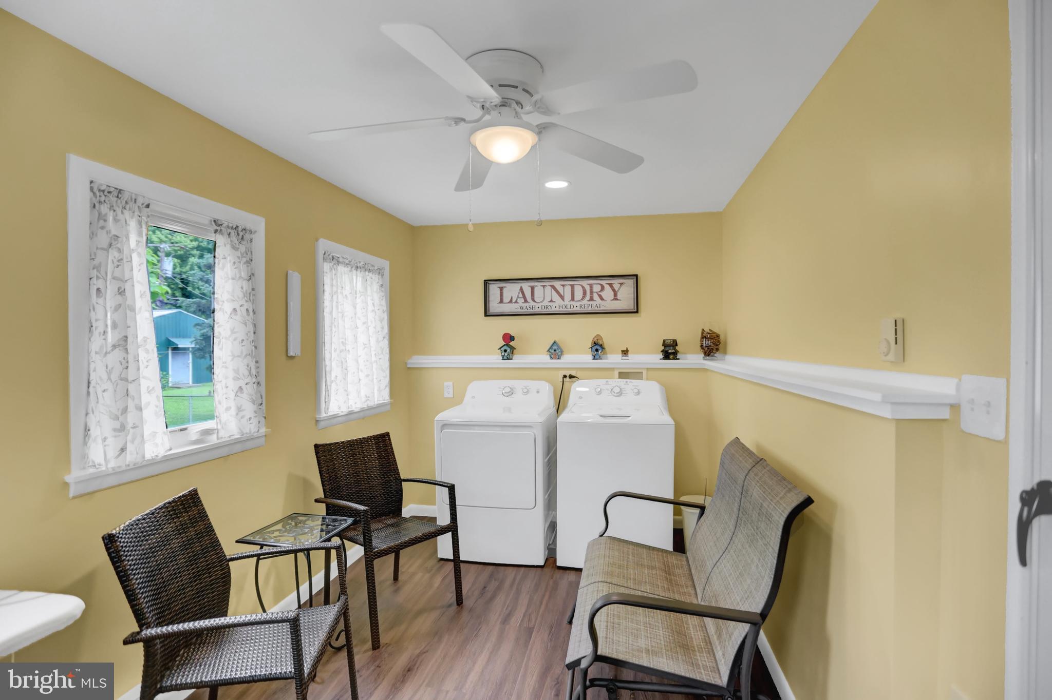 GRAY MANOR - Residential