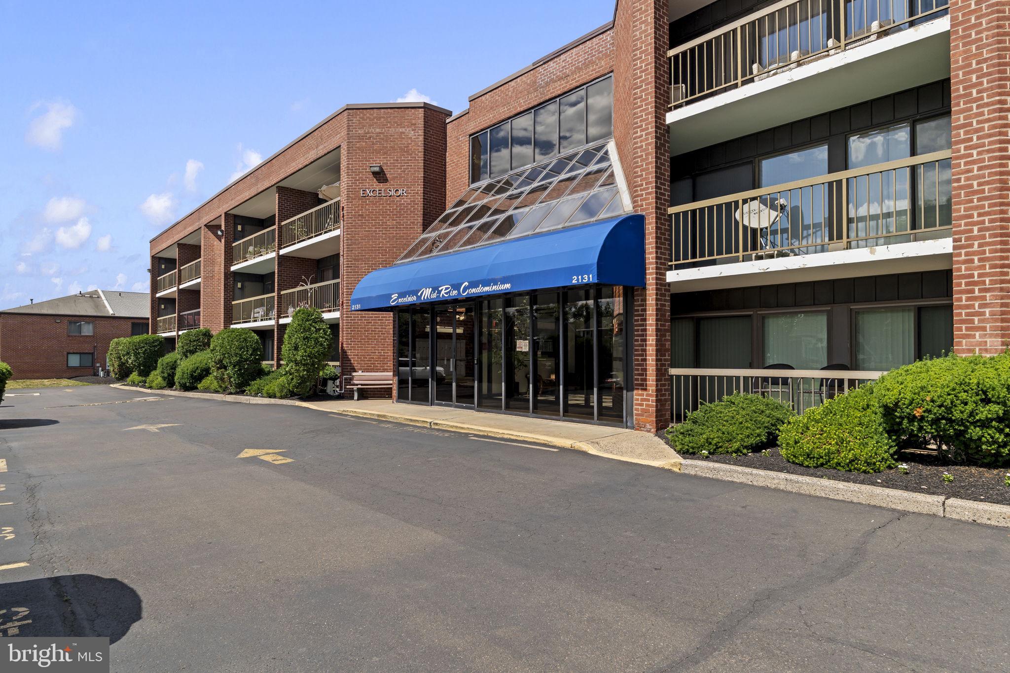 2131 WELSH ROAD 00 303