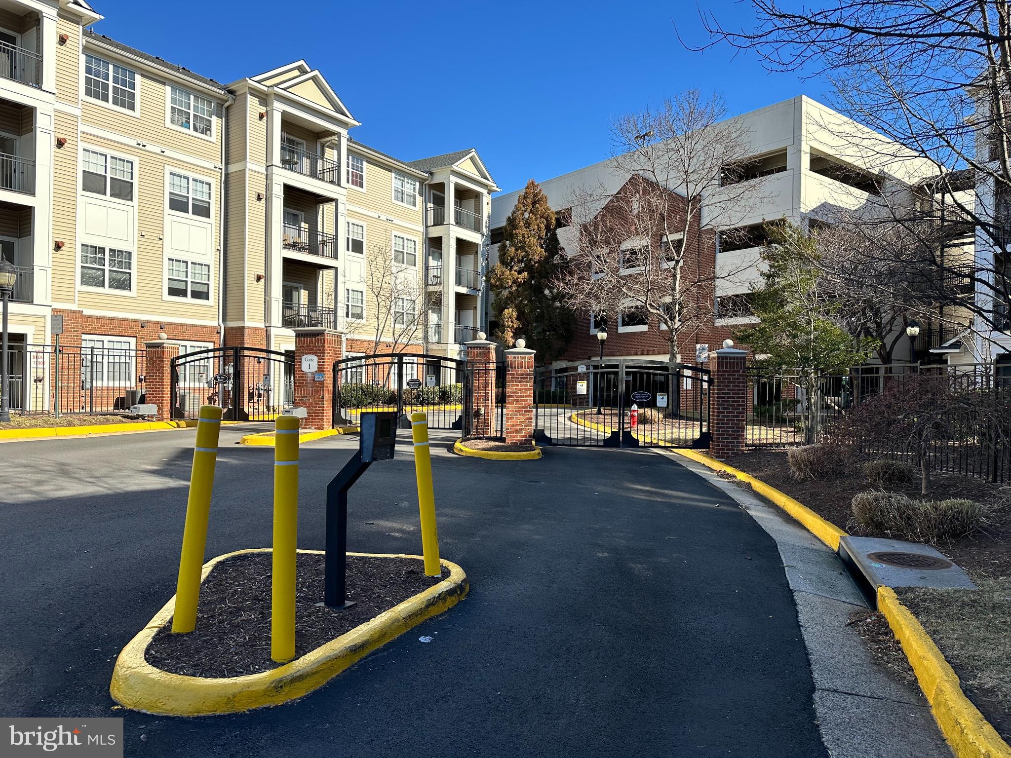 12901 CENTRE PARK CIRCLE 220