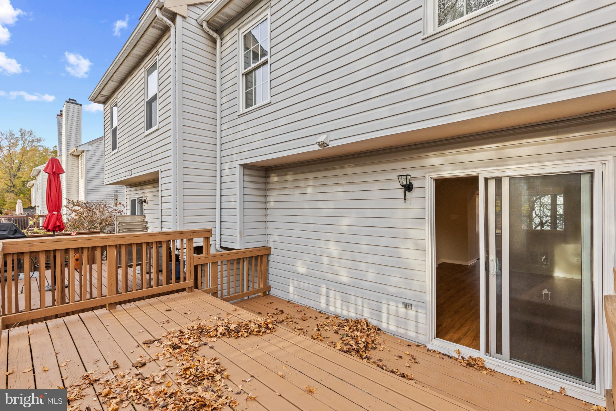 STONEY BEACH - Residential