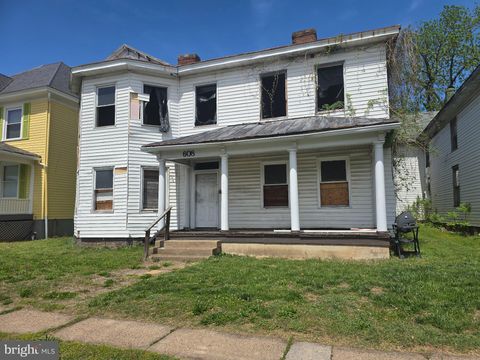 Homes For Sale - 608 Church Street<br/> Alleghany County, CLIFTON FORGE, VA 24422