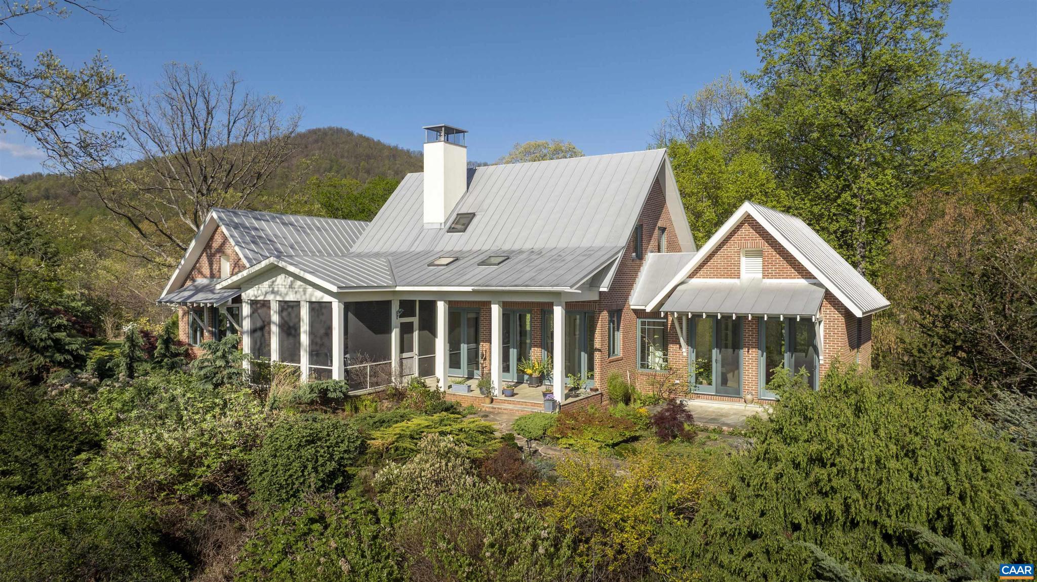 BUNDORAN FARM - Residential