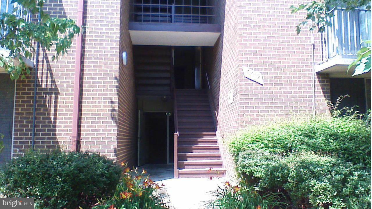 PINES CONDOMINIUM - Residential