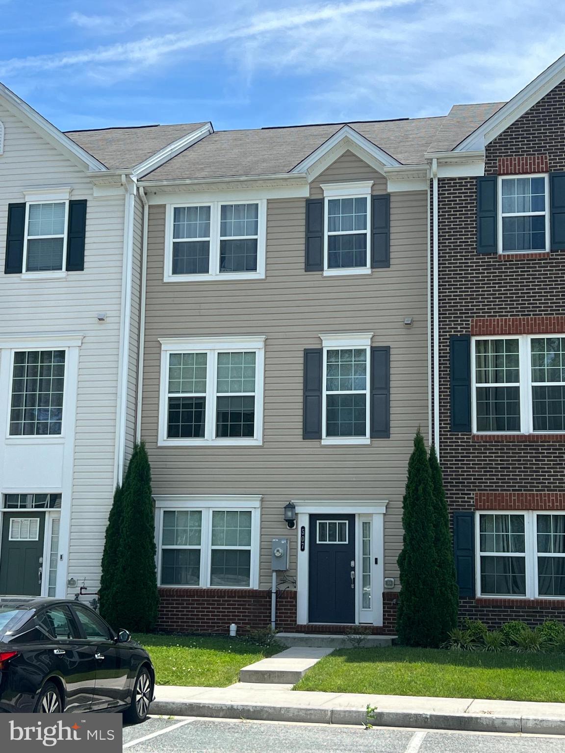 507 HEATHLAND TRAIL