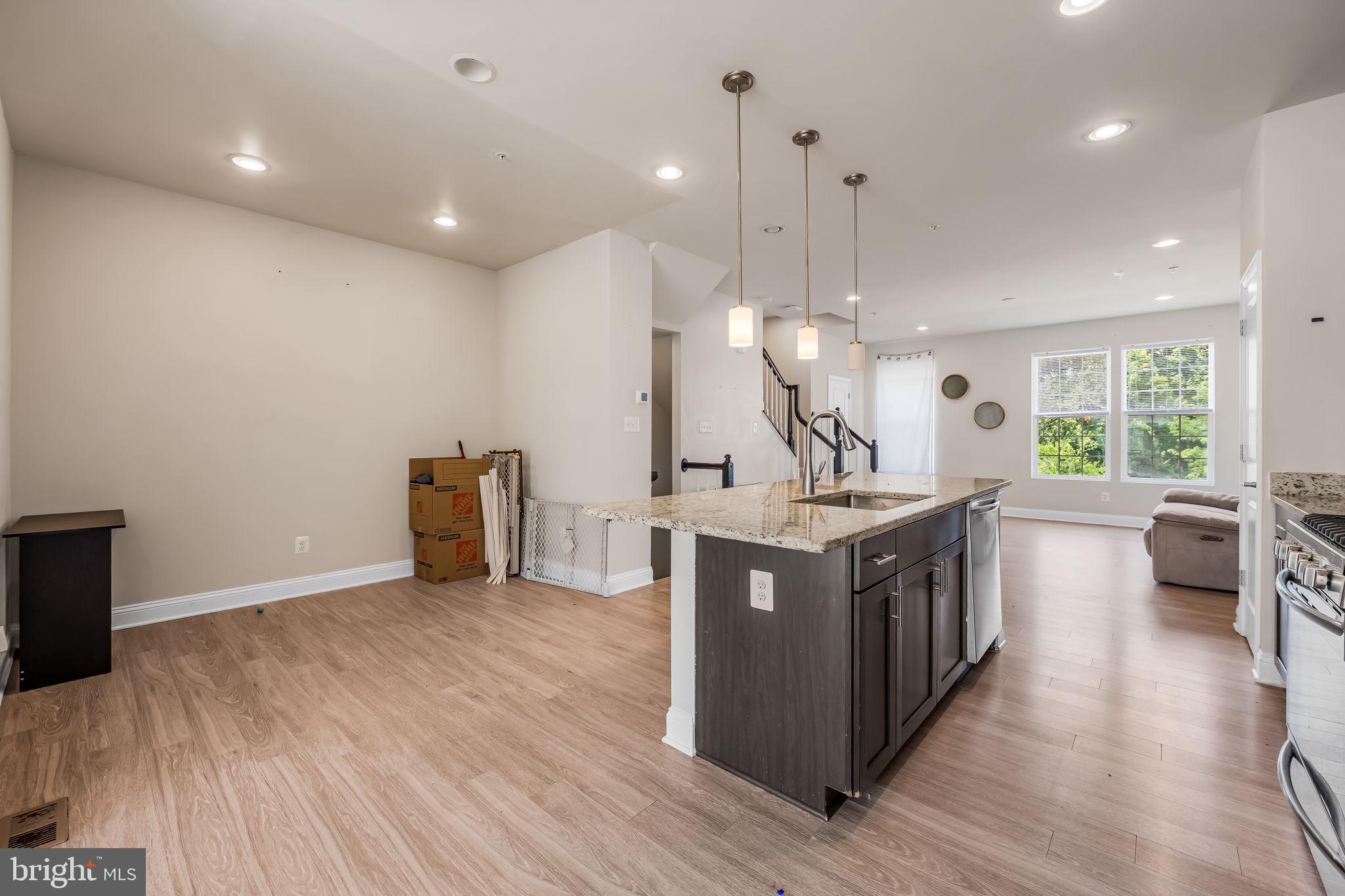 507 HEATHLAND TRAIL