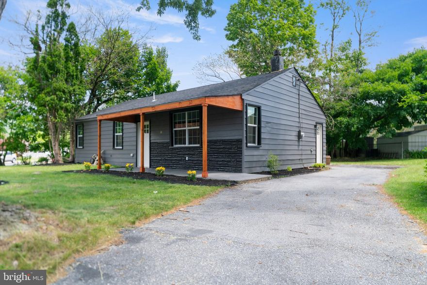 Welcome to 78 Oliver Road! This beautifully updated 2-bedroom, 1-bath home is priced to sell and ready for its new owner. Featuring a brand-new roof, updated electrical, and all-new cosmetic finishes throughout, this property offers peace of mind and modern appeal without the hassle of renovations. Conveniently located with easy access to local amenities, shopping, dining, and commuter routes, this move-in ready home is the perfect opportunity for first-time buyers, downsizers, or investors alike. Don't miss your chance to own a stylish, turnkey property in a great location!