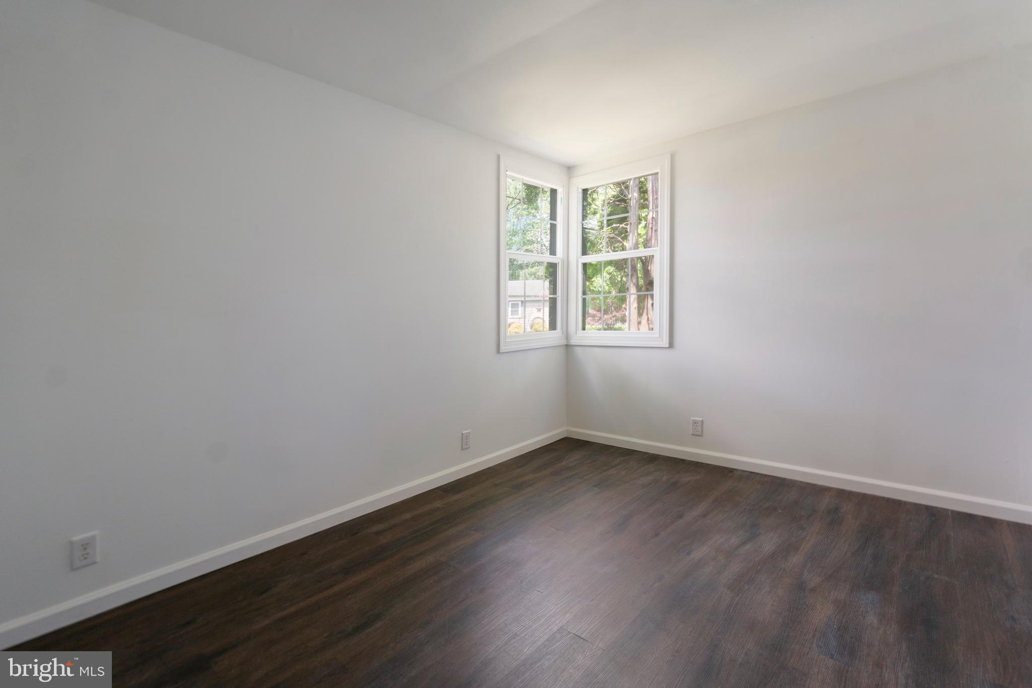 EAST PENNSBORO - Residential