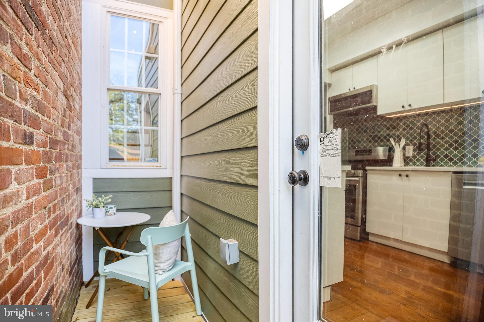 1113 HOLBROOK TERRACE NE