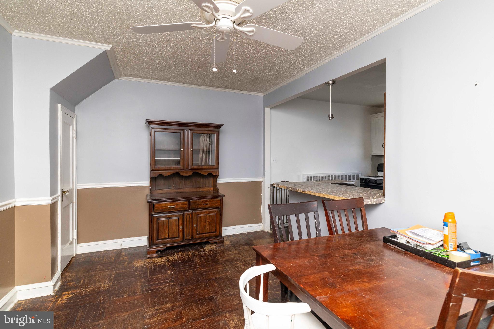 ROXBOROUGH - Residential