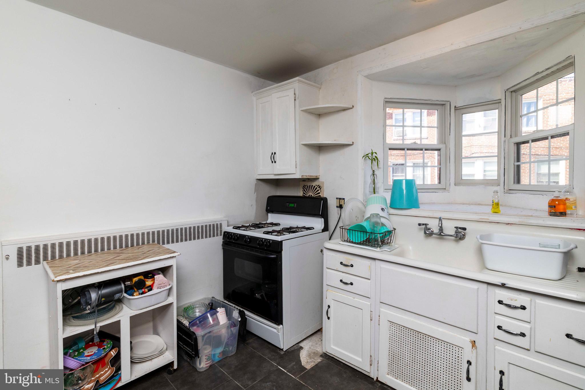 ROXBOROUGH - Residential