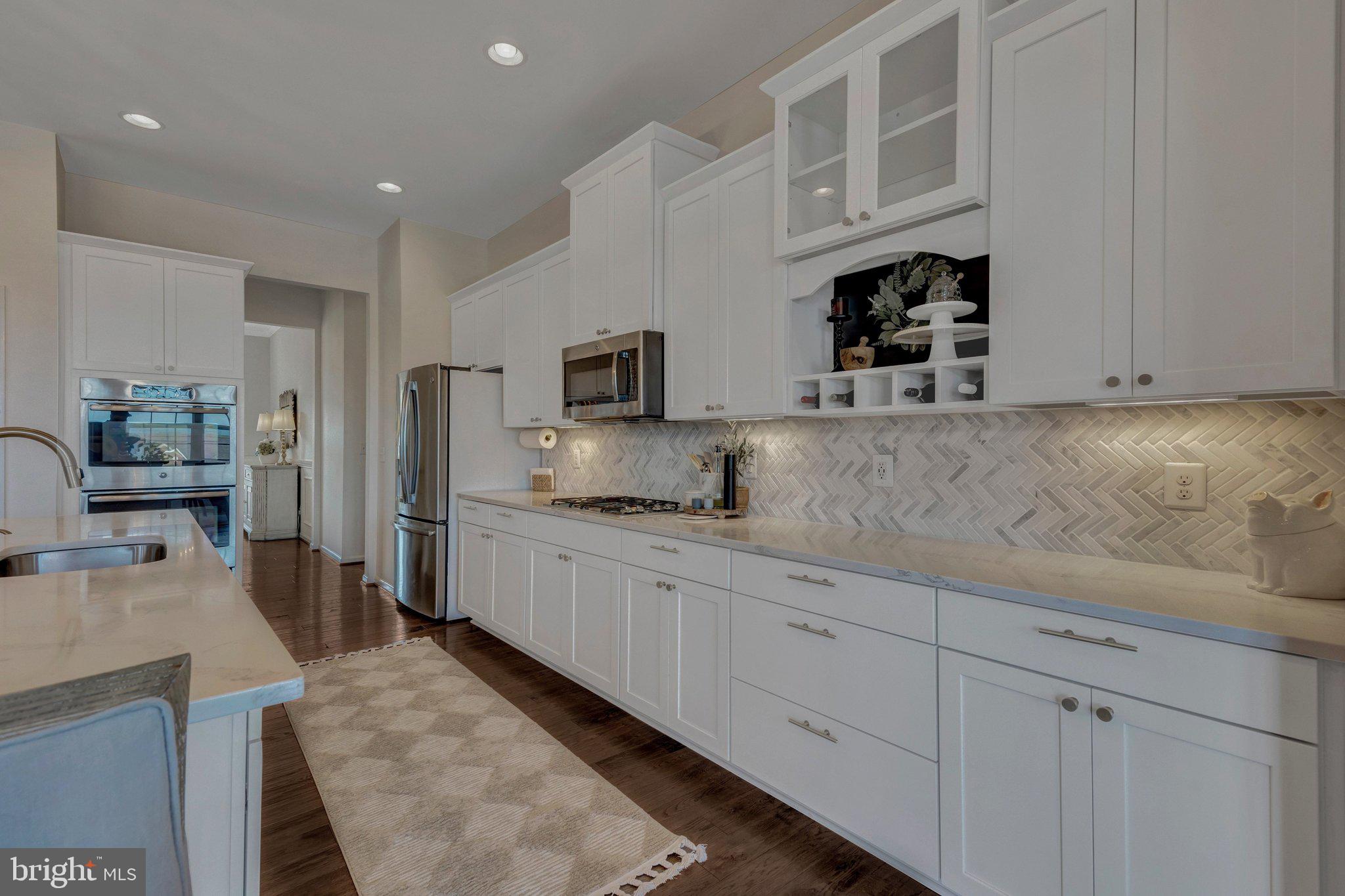 MARBURY - Residential