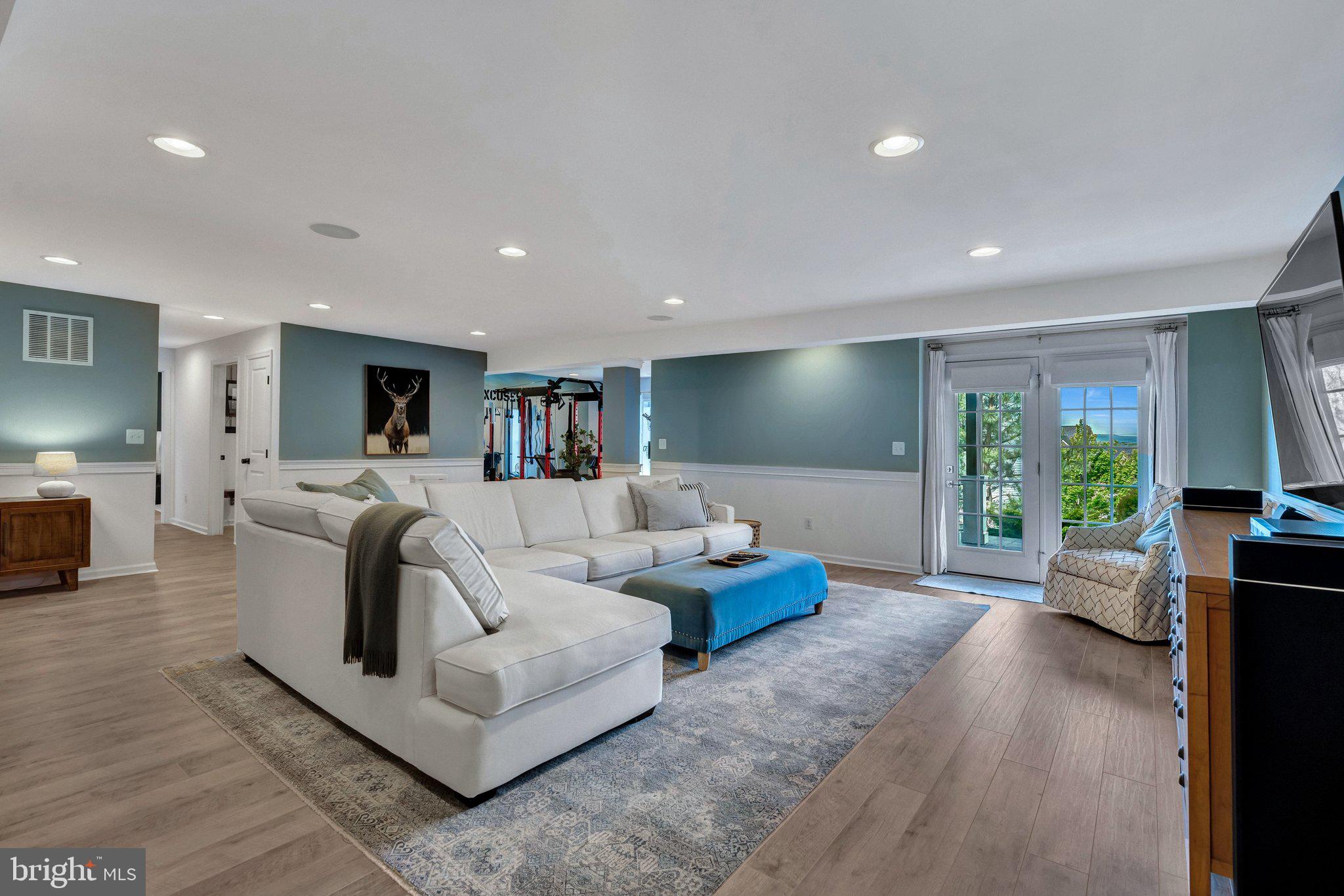 MARBURY - Residential