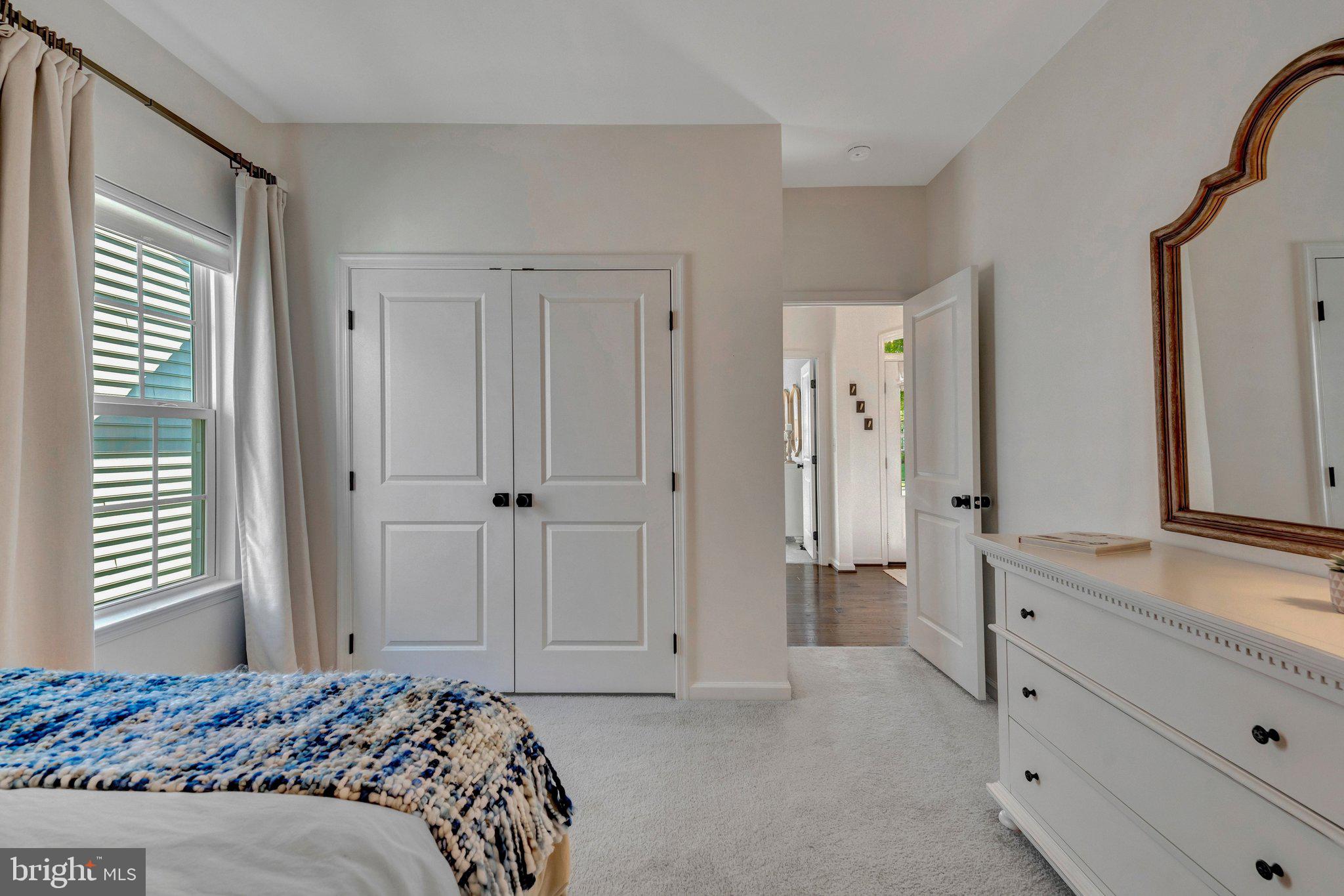 MARBURY - Residential